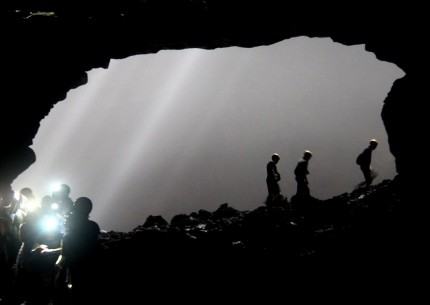 Yogyakarta : 3D Jomblang Cave Pindul Borobudur Prambanan Trips