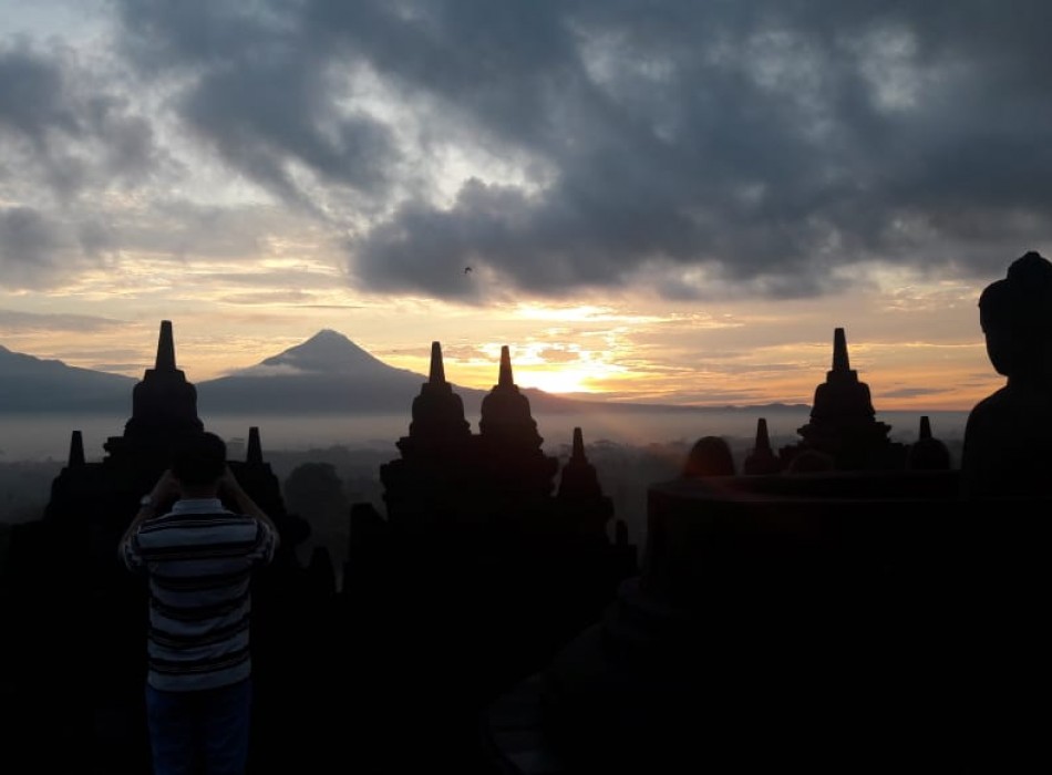 Borobudur Sunrise Tour