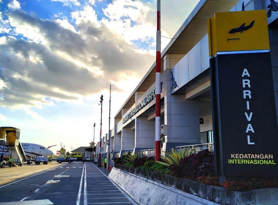 Arrival Transfer - Pick up Airport to Hotel JOG