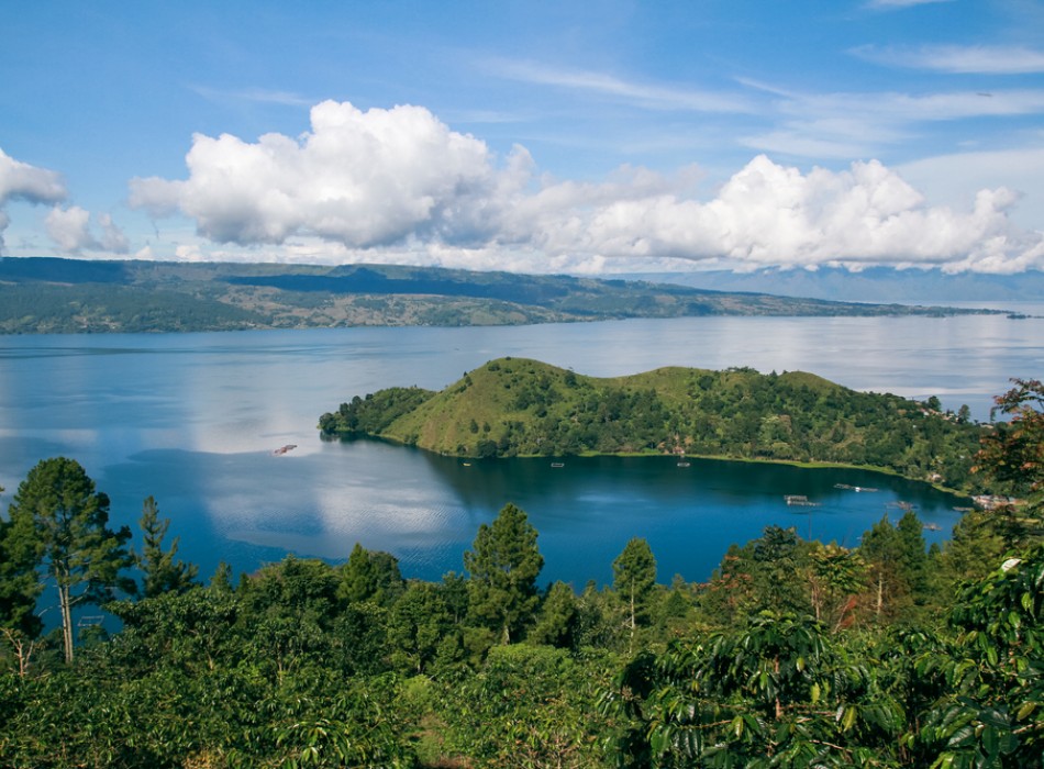From Medan: Lake Toba Full Day Tour