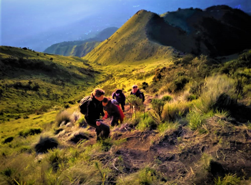 Yogyakarta: Merbabu Camping 2D1N