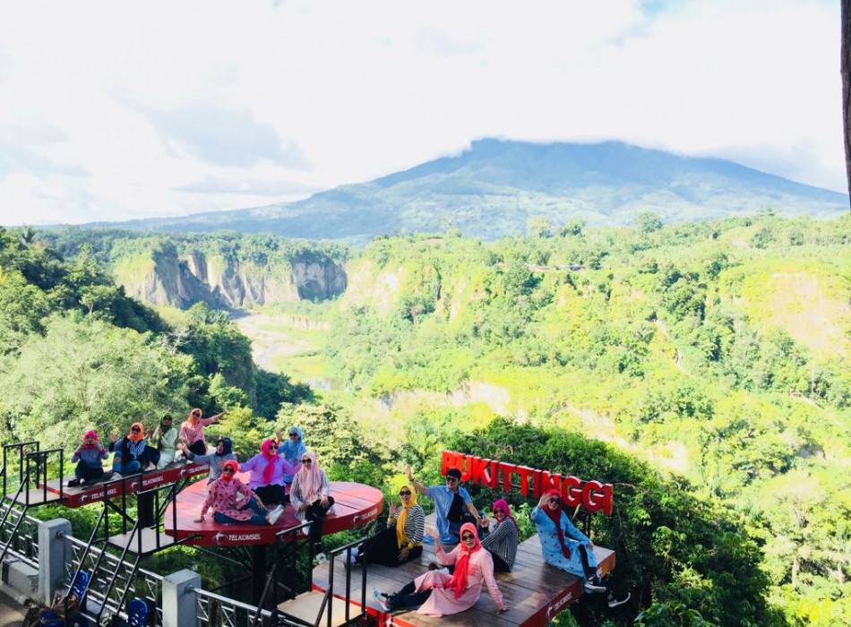 4D3N Padang Bukittinggi Tour
