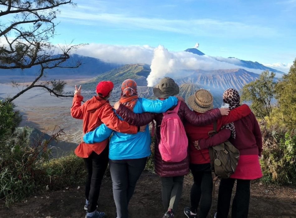 Surabaya Port: Bromo One Day Trip