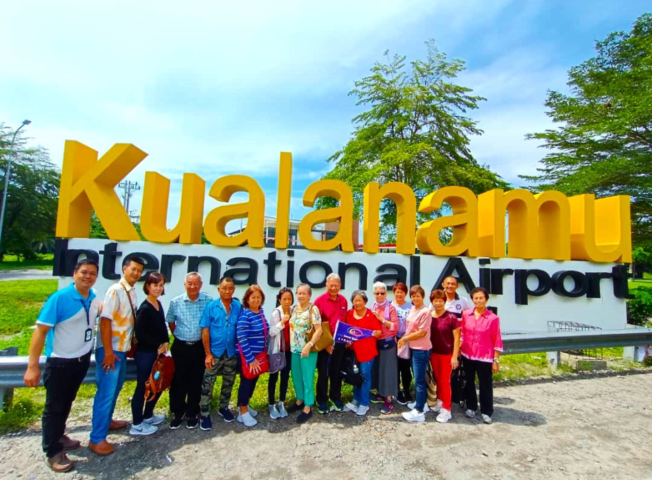 Medan: Lake Toba Tour 4D3N