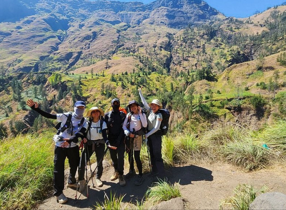 Rinjani Trekking 4D3N