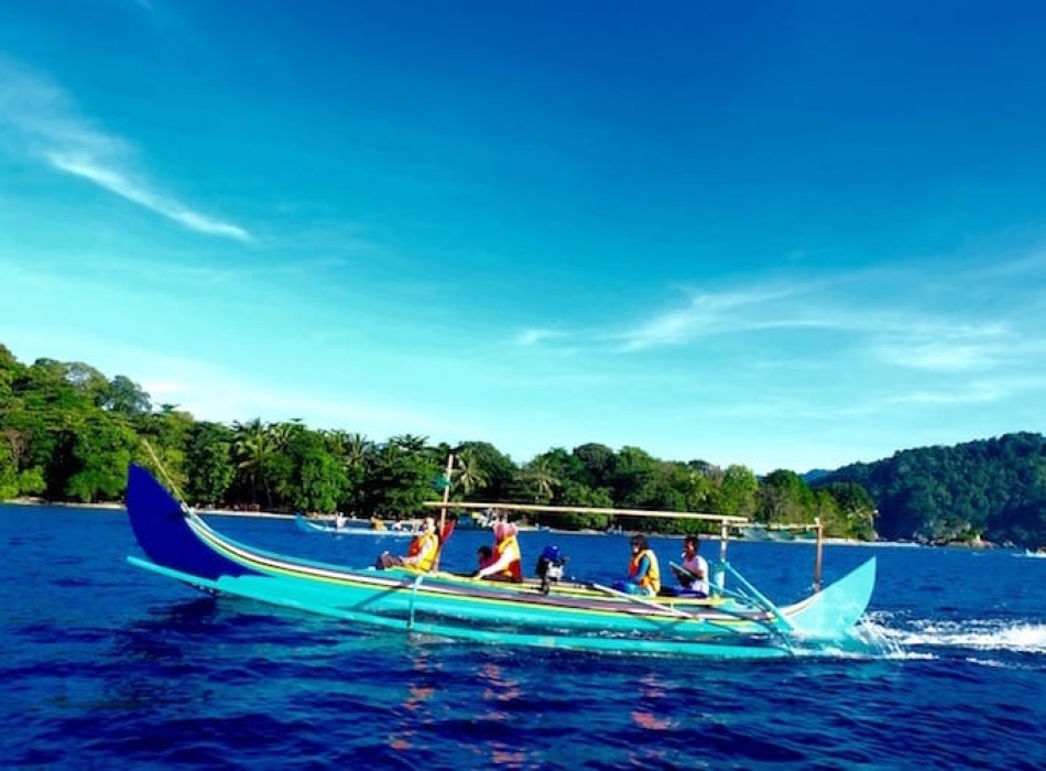 5D4N Pahawang Island & Kiluan Dolphin Tours