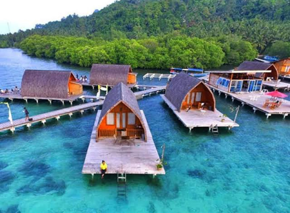 Andreas Villa  Pahawang Island & Kiluan Dolphin Tours Bandar Lampung