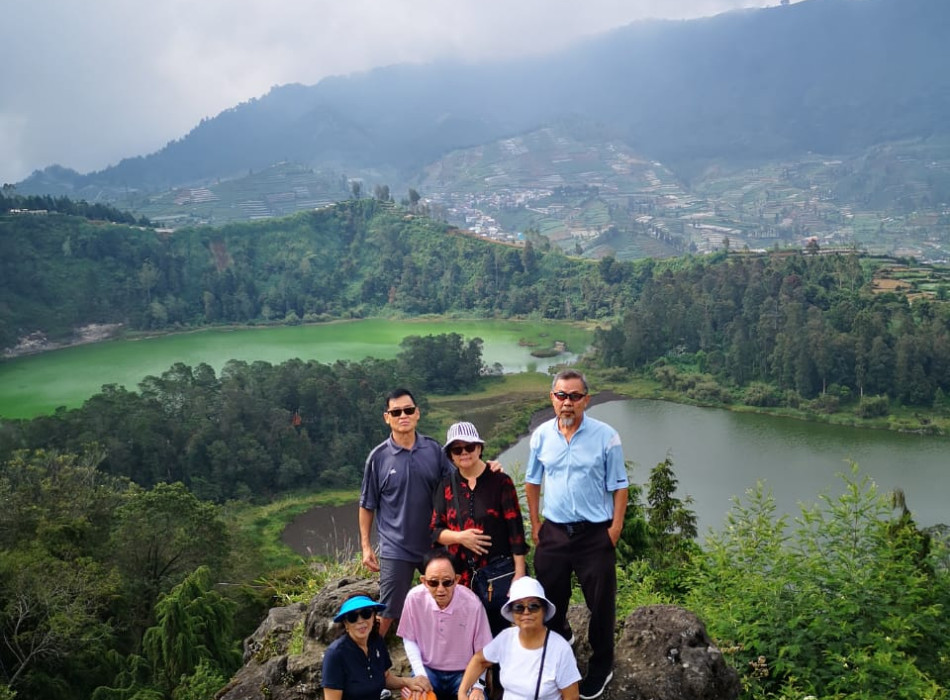 Sunrise Borobudur Dieng Plateau