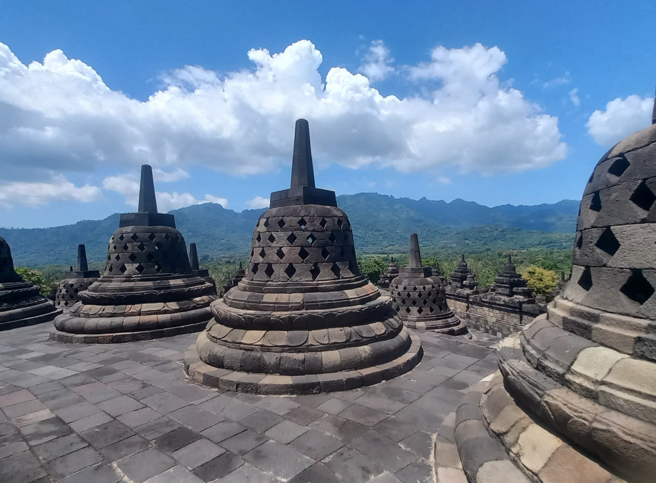 Sunrise Borobudur Selogriyo