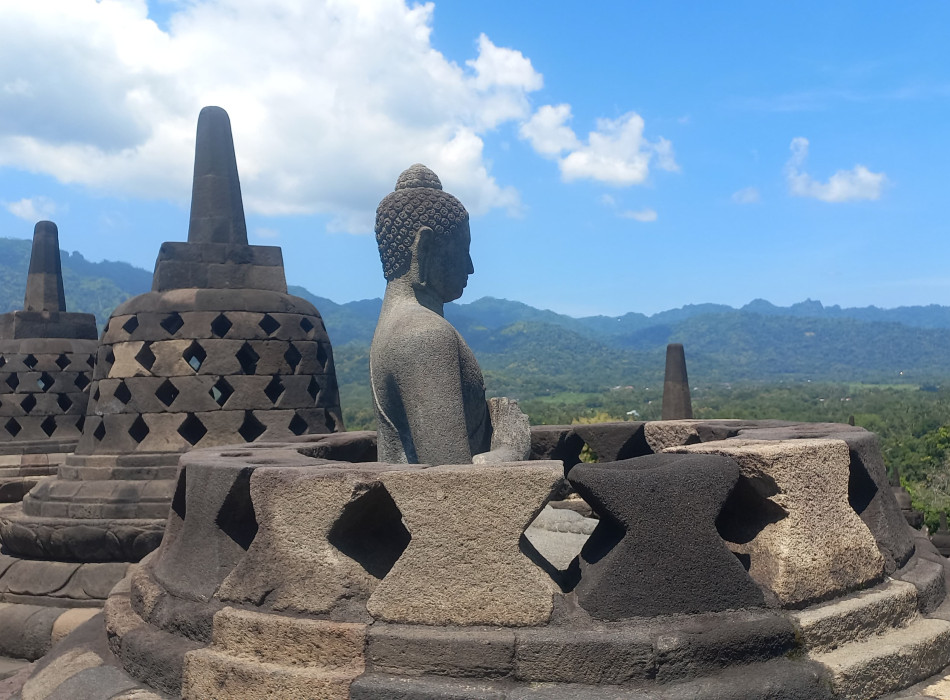 Sunrise Borobudur Merapi Jeep
