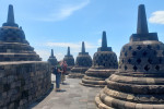 Borobudur Prambanan Tours