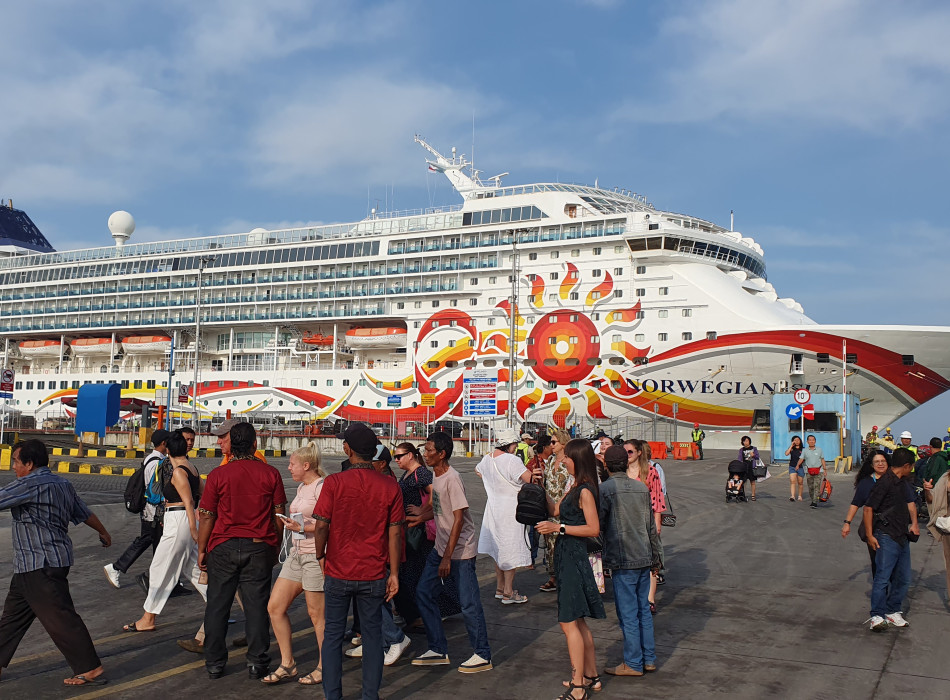 Best Borobudur Tour from Semarang Port