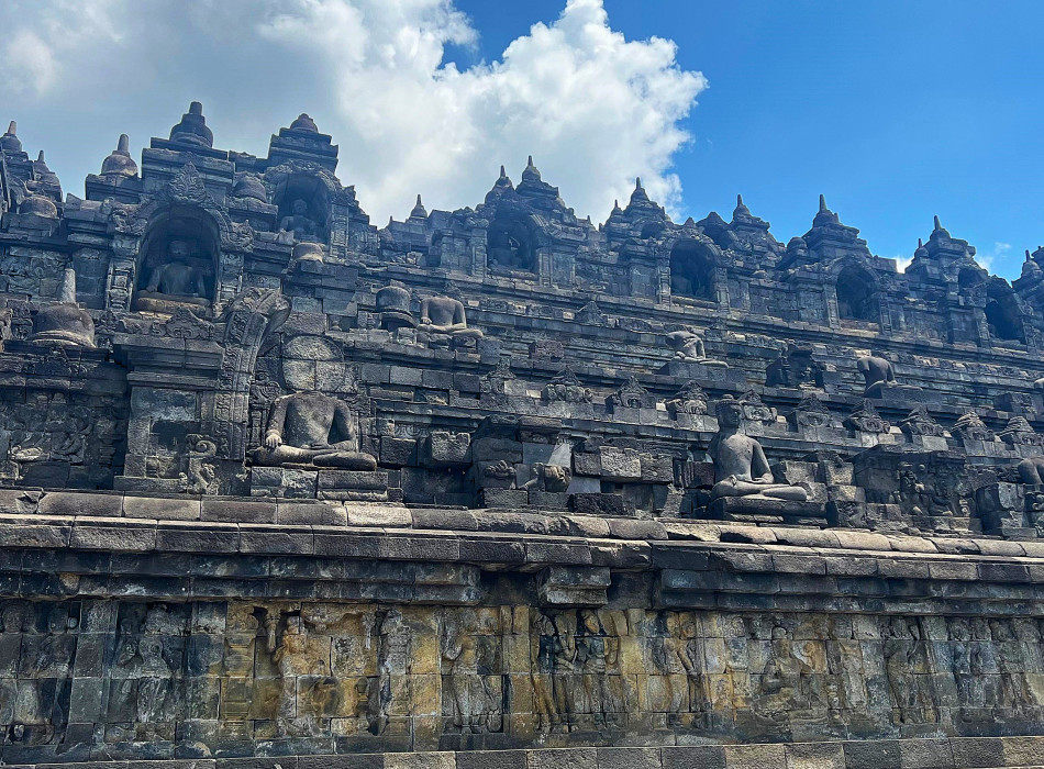 Borobudur Temple Tour