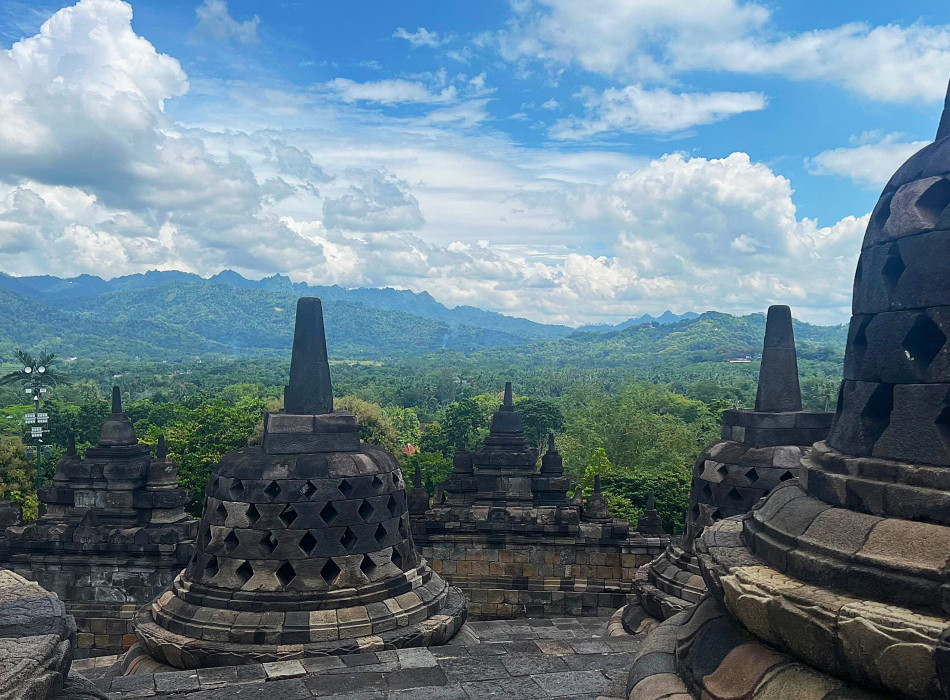 Borobudur Temple Tour
